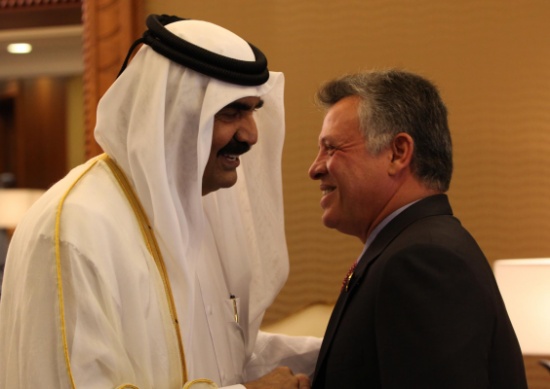الملك في قطر ( صور )